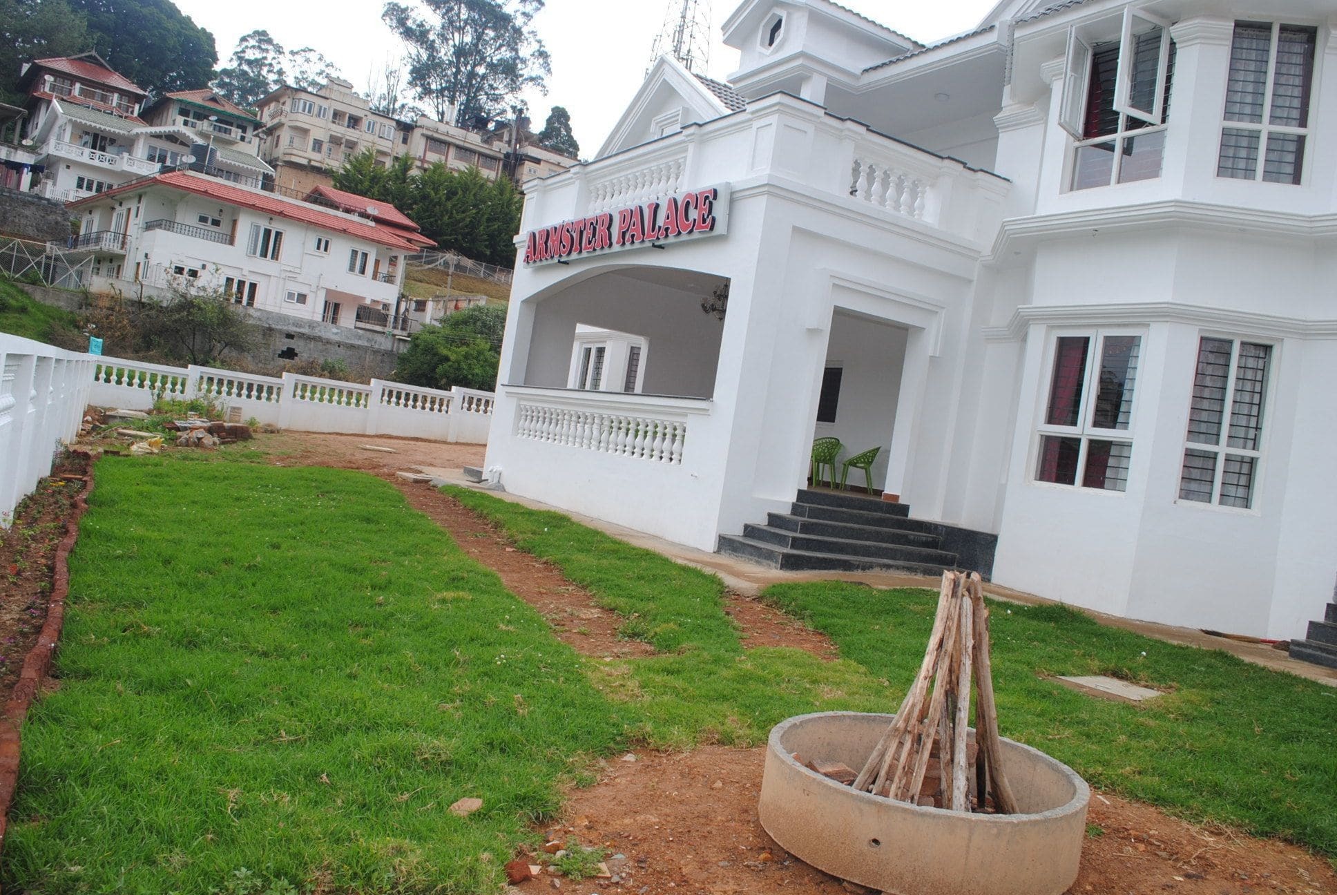 Armster Palace Ooty Eksteriør billede